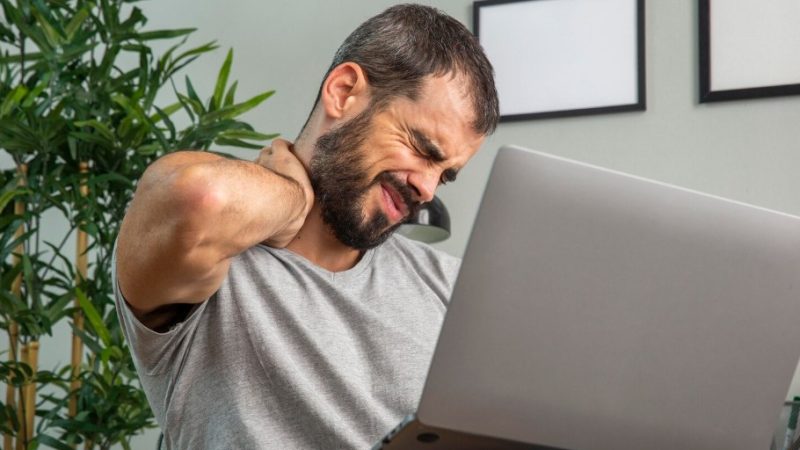 Saúde muscular e dores frequentes: como cuidar do corpo após mudanças de rotina