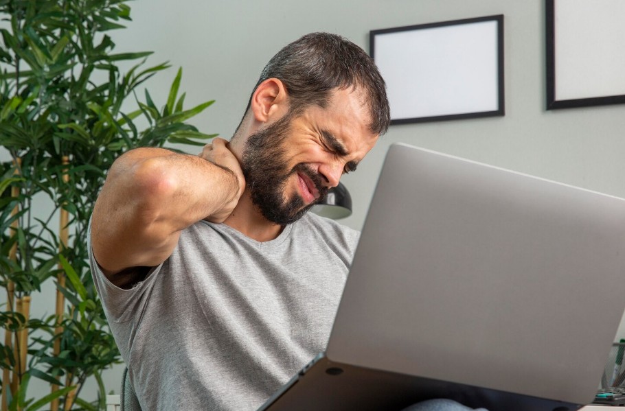 Saúde muscular e dores frequentes: como cuidar do corpo após mudanças de rotina